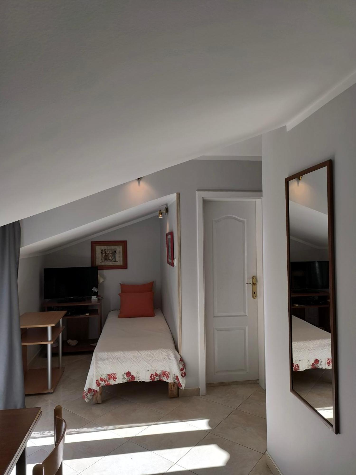 Apartments Djurovic Kotor Rum bild